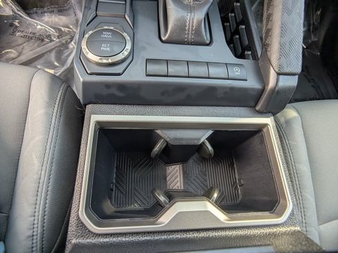 Used 2025 Toyota Tacoma SR5 RWD image 15