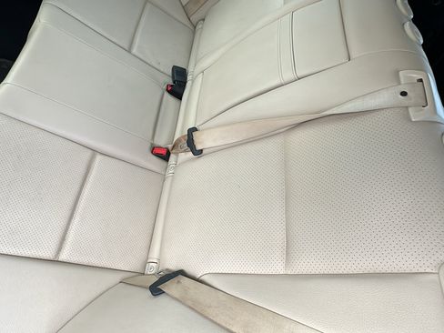 Used 2015 Mercedes-Benz GLK 350 4MATIC image 16