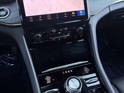 New 2025 Jeep Grand Cherokee Overland w/ Adv Protech Group III image 17