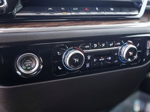 Used 2024 GMC Sierra 1500 Elevation image 21