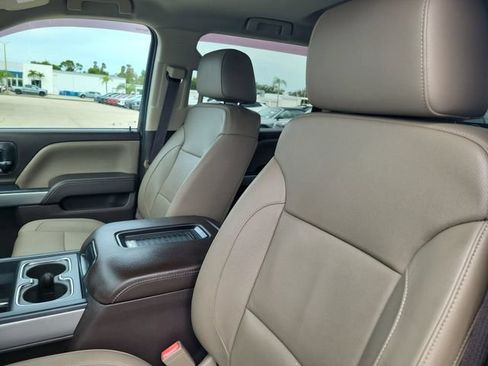 Used 2017 Chevrolet Silverado 1500 LTZ Z71 w/ LTZ Plus Package AWD/4WD image 15