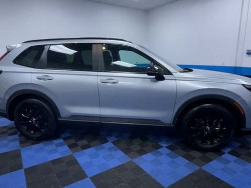 Used 2026 Honda CR-V Sport image 9