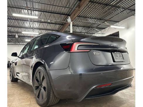 Used 2024 Tesla Model 3 Long Range RWD image 17