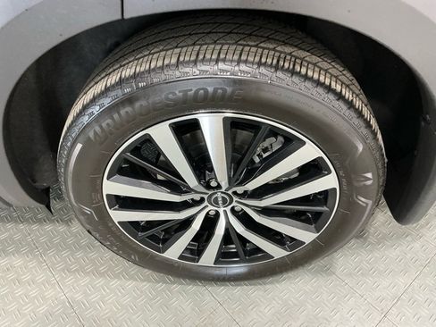 Used 2024 Nissan Pathfinder Platinum w/ Cargo Package image 51