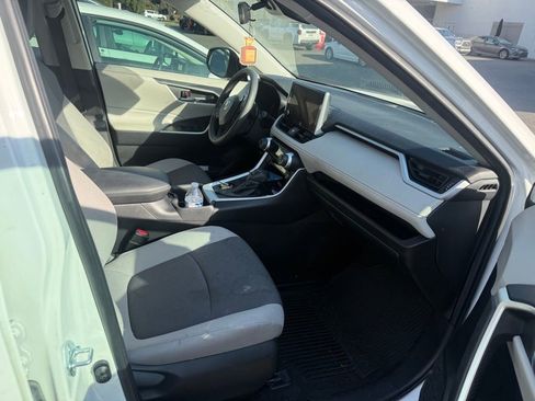 Used 2023 Toyota RAV4 XLE w/ Convenience Package image 6