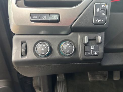 Used 2016 Chevrolet Tahoe LTZ image 40