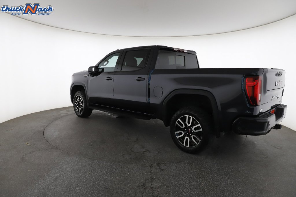 Used 2024 GMC Sierra 1500 AT4 w/ Technology Package AWD/4WD image 9