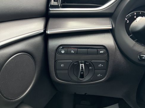 Used 2022 INFINITI QX50 Luxe w/ Appearance Package image 18