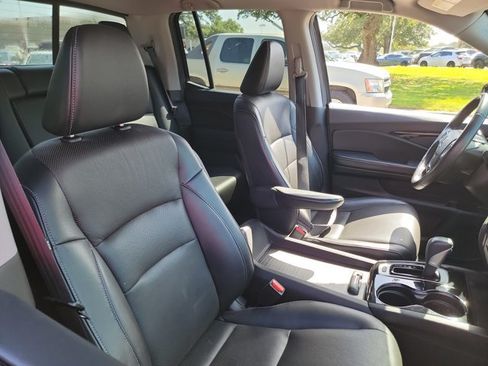 Used 2018 Honda Ridgeline RTL-E image 12