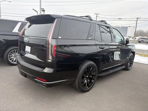 Certified 2023 Cadillac Escalade Sport w/ LPO, ONYX Package image 4