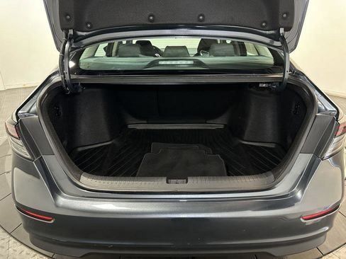 Certified 2023 Honda Accord EX image 33