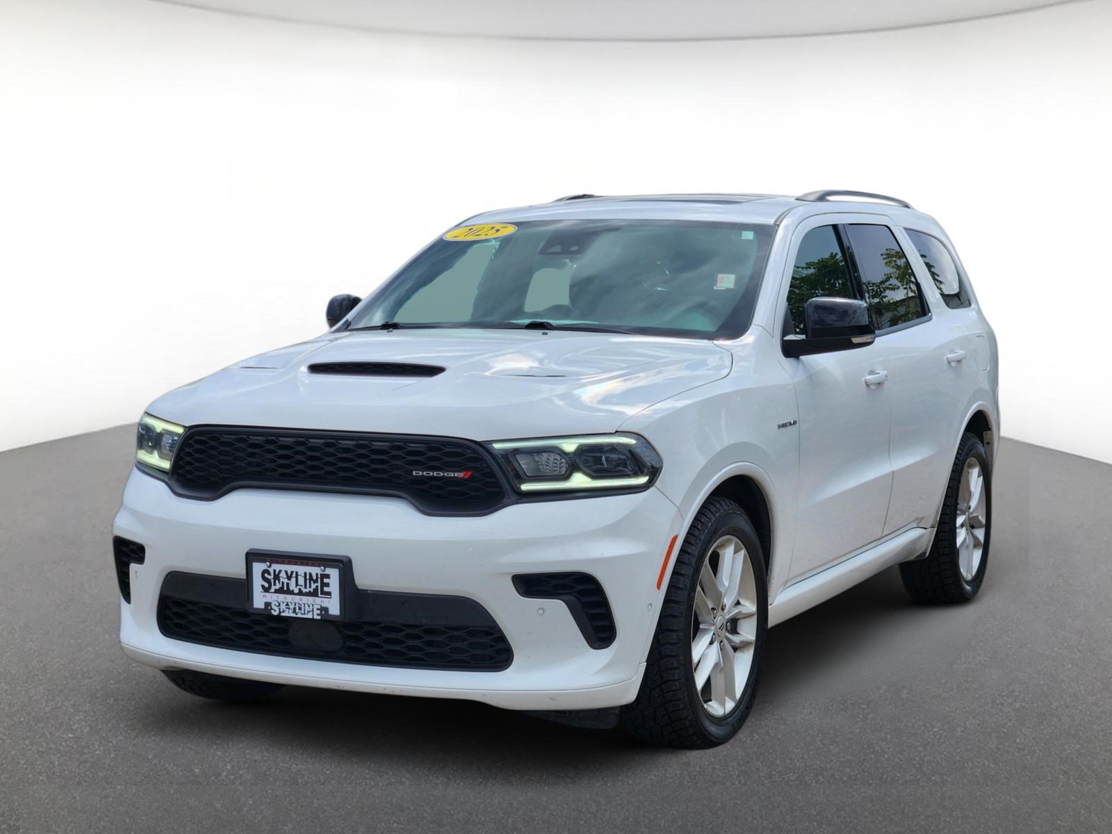 Used 2025 Dodge Durango R/T AWD/4WD image 2