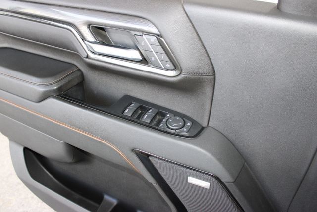 Used 2024 GMC Sierra 2500 AT4 w/ AT4 Premium Plus Package AWD/4WD image 21