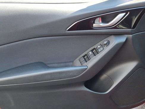 Used 2016 MAZDA MAZDA3 i Sport w/ Preferred Equipment Package image 15
