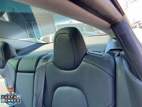 Used 2023 Tesla Model 3 Standard Range image 31