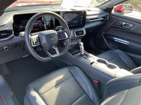 Used 2024 Ford Mustang GT Premium image 4