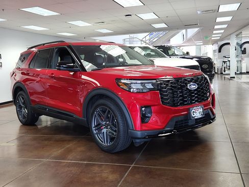 New 2026 Ford Explorer ST w/ Sun And Sound Package AWD/4WD image 5