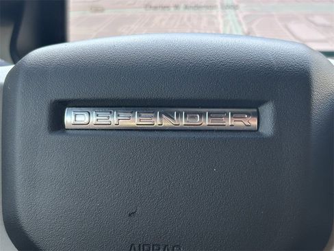 Used 2023 Land Rover Defender 130 X-Dynamic SE image 41