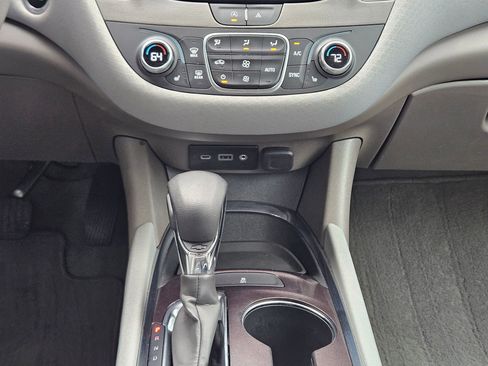 Used 2023 Chevrolet Malibu LT image 13