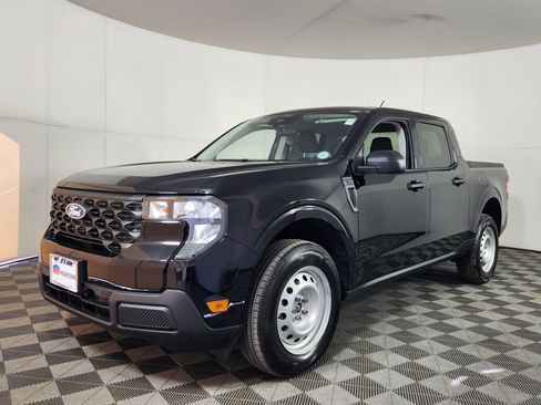New 2026 Ford Maverick XL w/ Equipment Group 101A AWD/4WD image 3