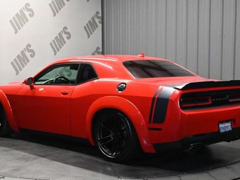 Used 2015 Dodge Challenger R/T Scat Pack w/ Leather Interior Group RWD image 7