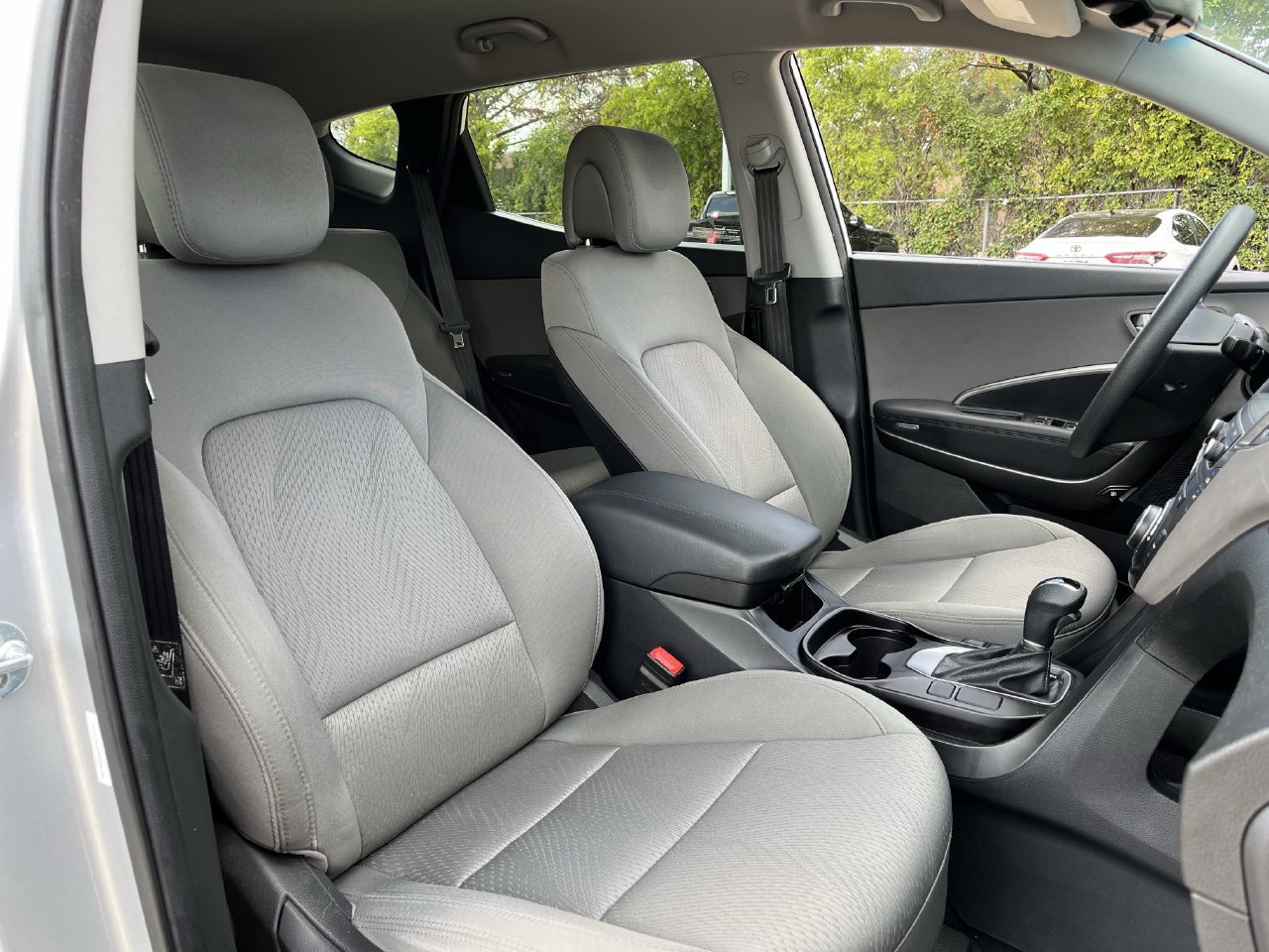 Used 2017 Hyundai Santa Fe Sport FWD image 24
