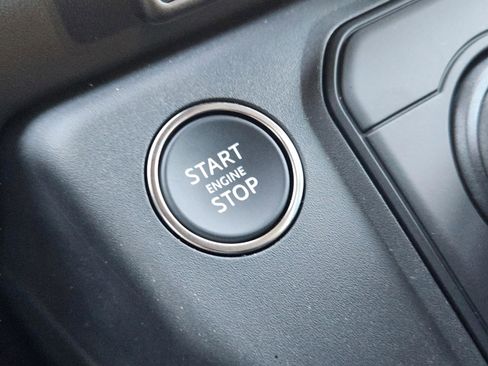 New 2026 Land Rover Defender 110 X-Dynamic SE AWD/4WD image 19