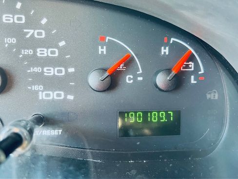 Used 2007 Ford E-450 and Econoline 450 image 12