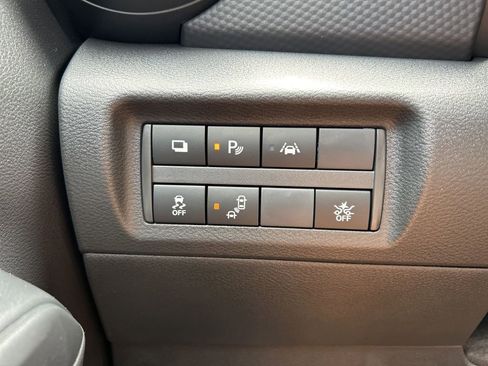 New 2025 Nissan Kicks Play S image 23