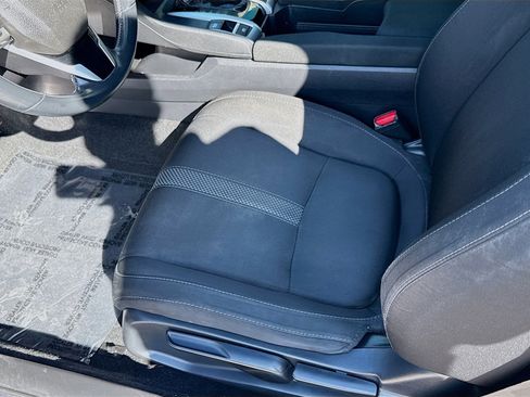 Used 2020 Honda Civic EX image 16