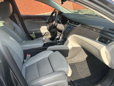Used 2014 Cadillac XTS Luxury w/ Driver Awareness Package FWD image 18