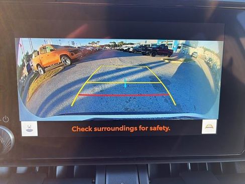 Used 2025 Toyota RAV4 LE image 20