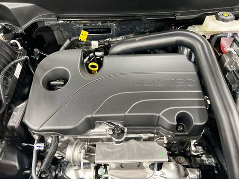 Used 2024 Chevrolet Equinox LS w/ Midnight Edition AWD/4WD image 24