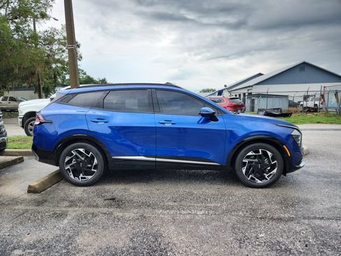 Used 2024 Kia Sportage SX FWD image 2