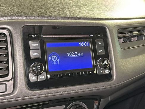 Used 2020 Honda HR-V LX image 26