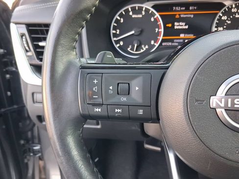 Used 2022 Nissan Rogue SV w/ SV Premium Package FWD image 20