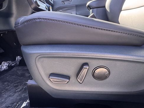 New 2025 Ford Maverick Lariat w/ Black Appearance Package image 18