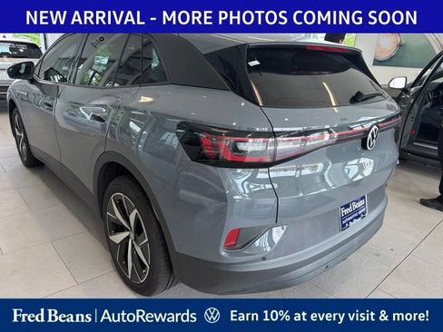 Used 2023 Volkswagen ID.4 Pro S AWD/4WD image 6