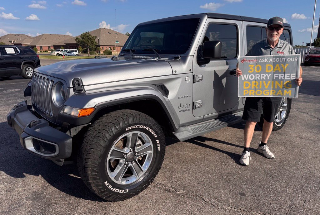 Used 2019 Jeep Wrangler Unlimited Sahara AWD/4WD image 1