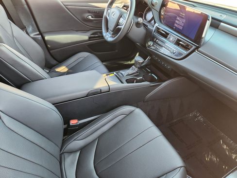 Used 2023 Lexus ES 350 F Sport image 17