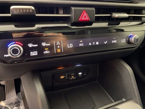 New 2026 Kia Sportage SX image 31