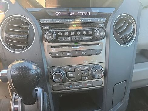 Used 2015 Honda Pilot SE image 19