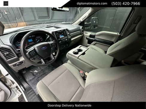Used 2019 Ford F250 XL w/ Power Equipment Group image 17
