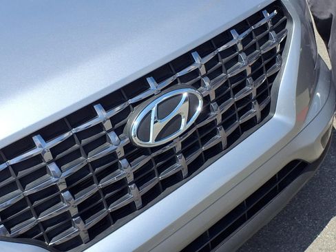 Used 2025 Hyundai Venue SEL FWD image 27