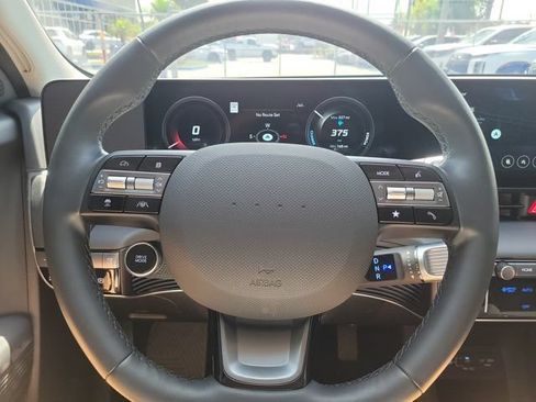 Used 2025 Hyundai Ioniq 5 SE RWD image 29