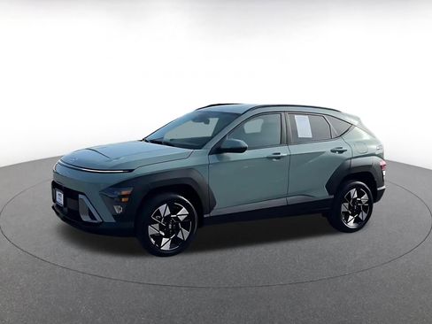 Used 2025 Hyundai Kona SEL image 8