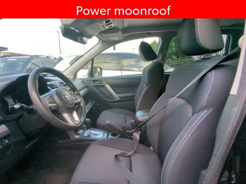 Used 2017 Subaru Forester 2.5i Premium AWD/4WD image 6