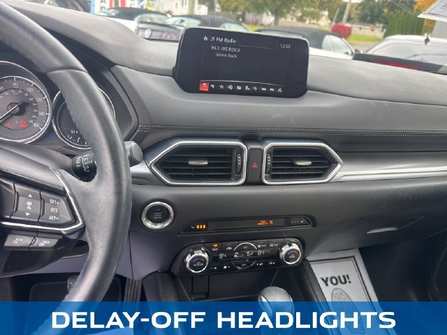 Used 2018 MAZDA CX-5 Touring w/ Preferred Equipment Package AWD/4WD image 18