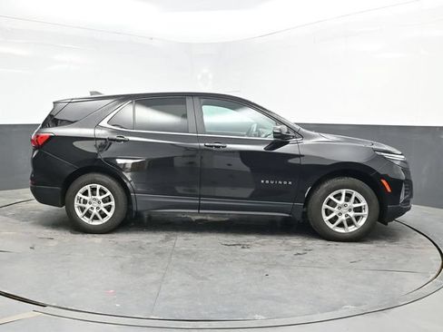 Used 2023 Chevrolet Equinox LT AWD/4WD image 8