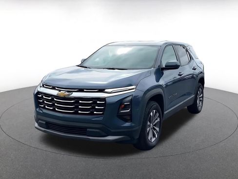 Used 2025 Chevrolet Equinox LT image 7